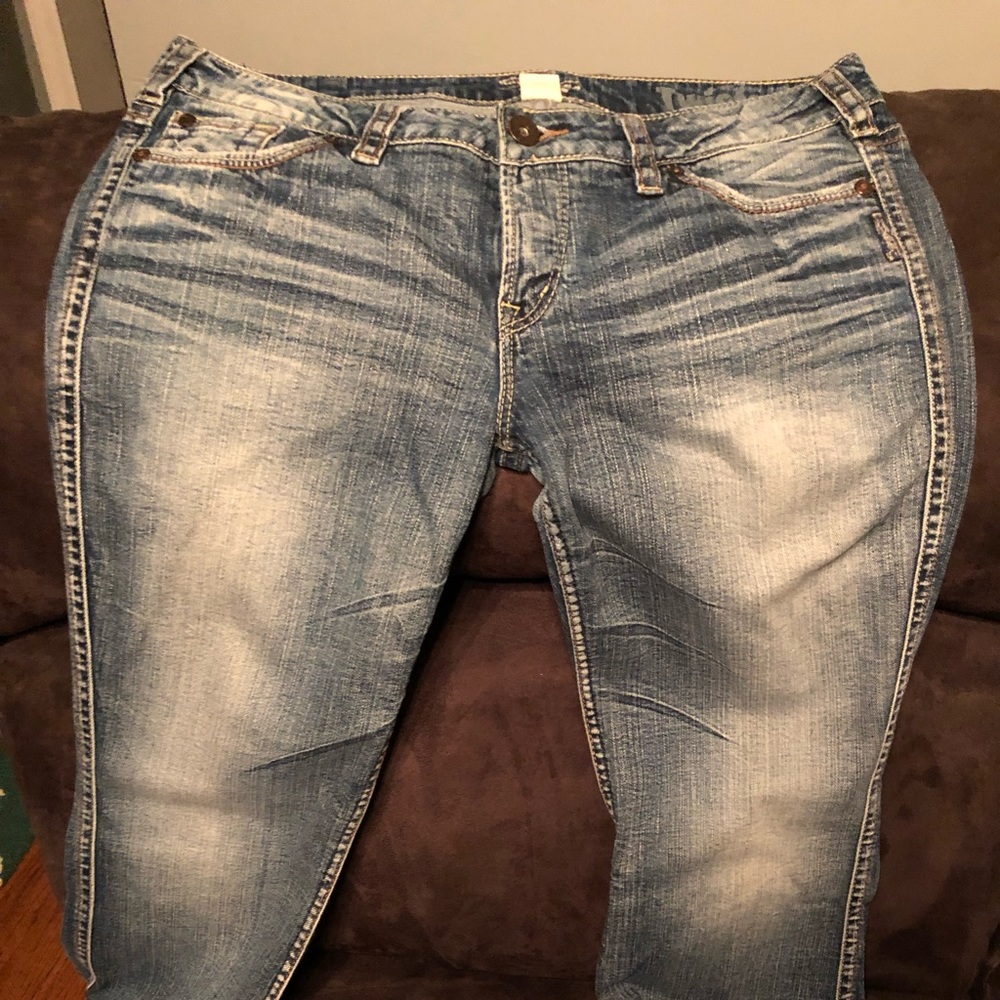 Silver Jeans Twisted Jeans Bootcut
